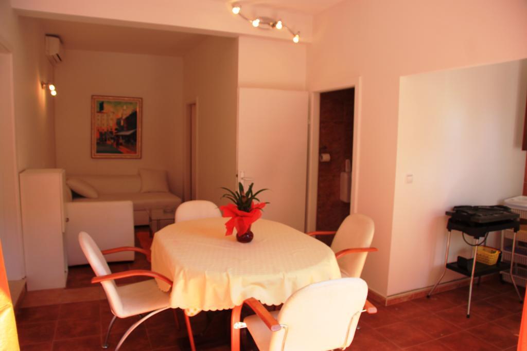 Apartments Iva أوروبيتش الغرفة الصورة