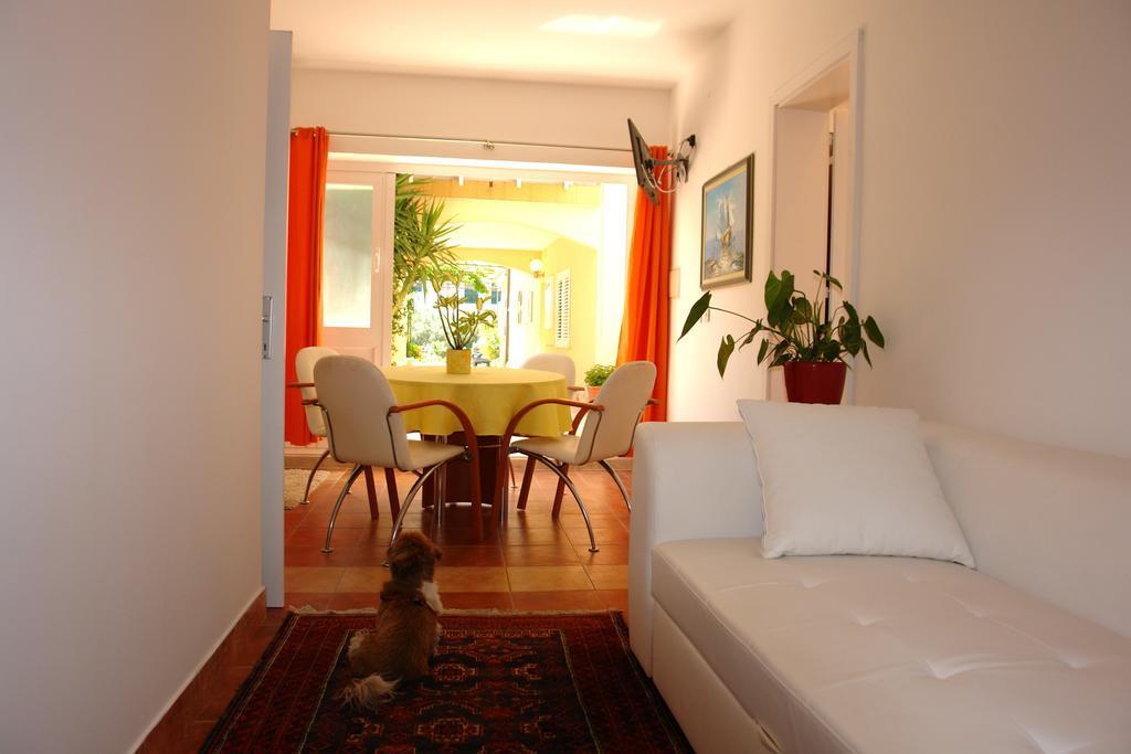 Apartments Iva أوروبيتش الغرفة الصورة